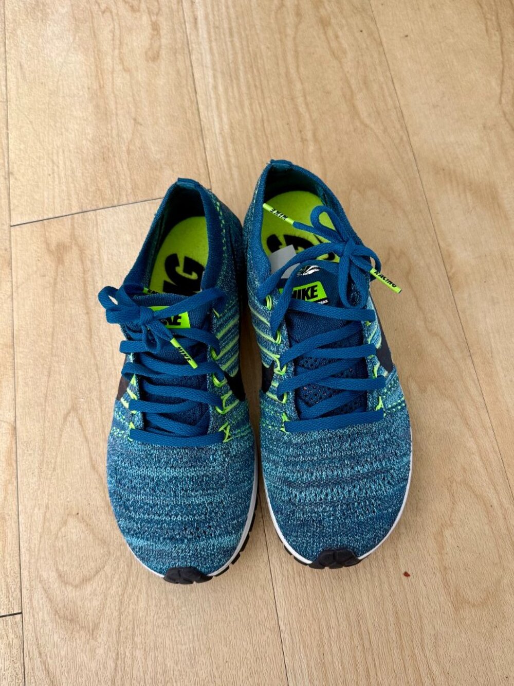 Women's Nike Free RN Flyknit sneakers